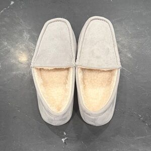Amazon Essentials Men's Light Gray Suede Shearling-Lined Slip-Ons